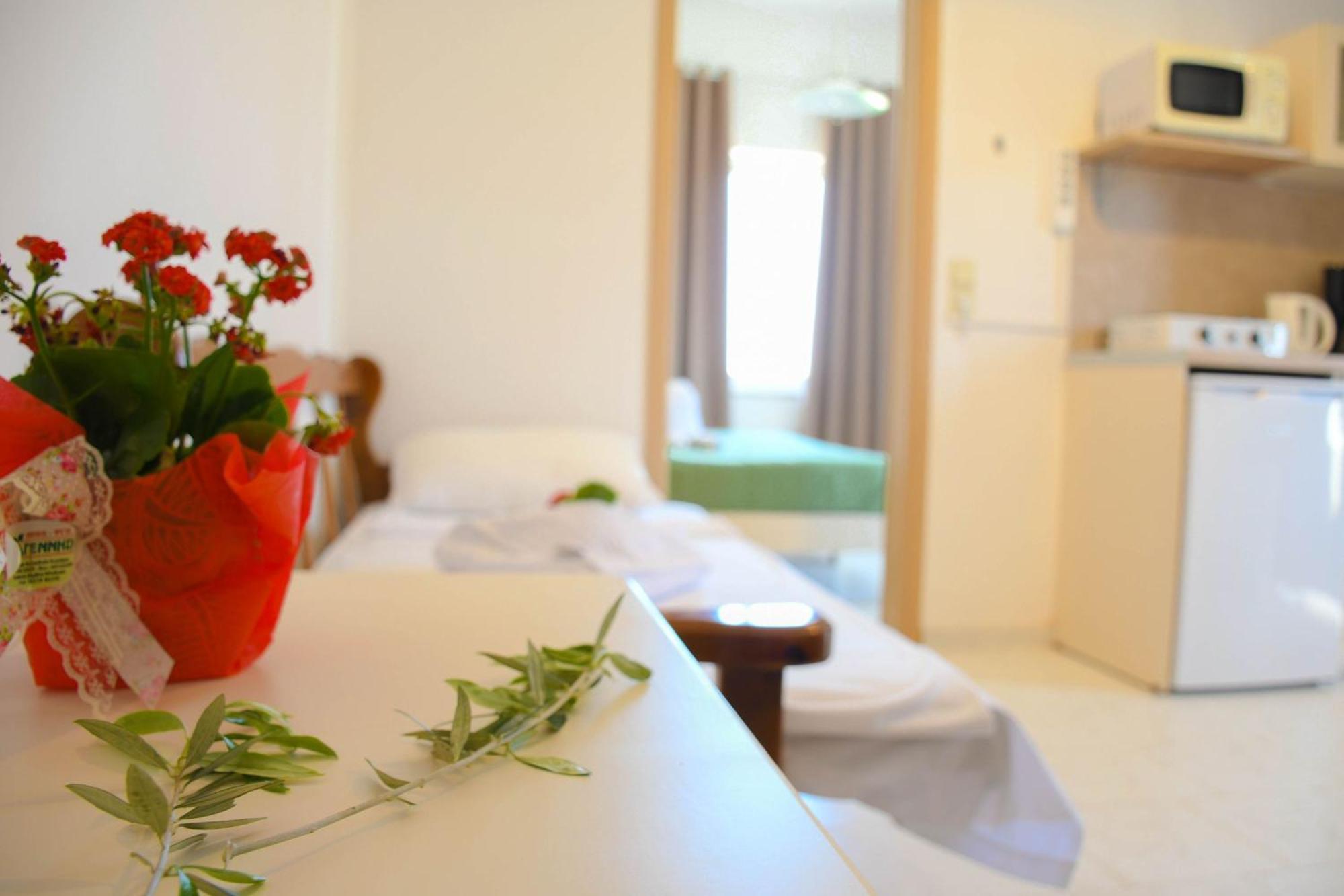 Litinas Apartments With Pool Agia Marina  Luaran gambar